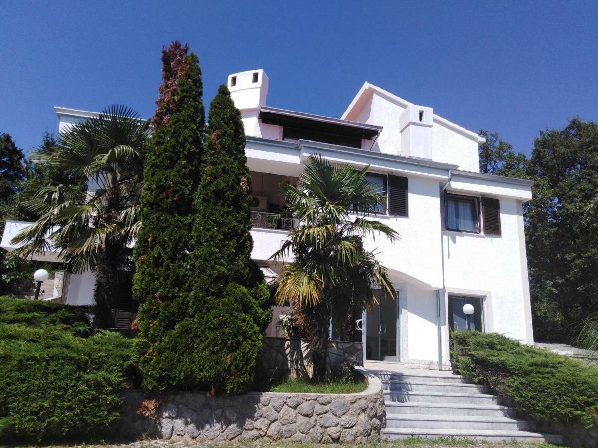 Apartment&Room Romano Матульи Экстерьер фото