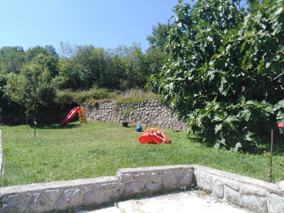Apartment&Room Romano Матульи Экстерьер фото